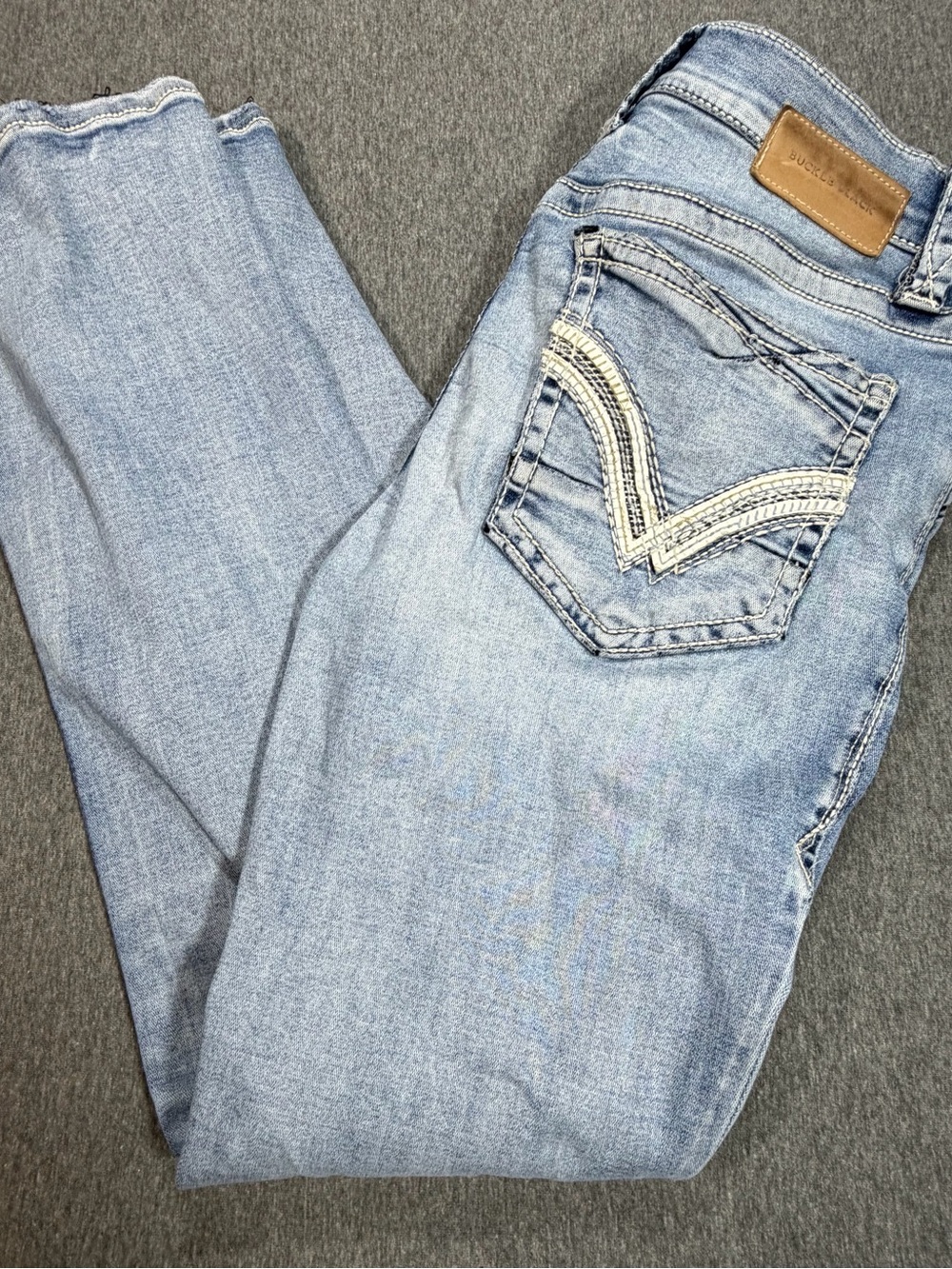 Buckle Black Fit No 3 Bootcut Jeans Mens 32x30 Light Wash Denim Distressed